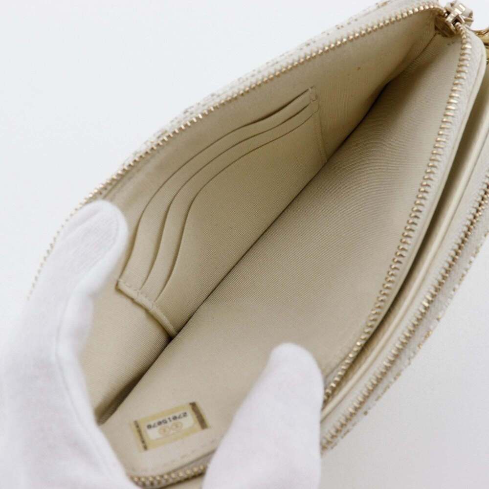 CHANEL White Deauville Shoulder Bag - Picture 6 of 16